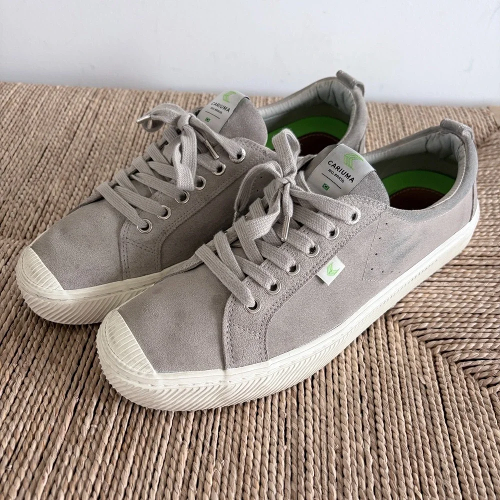 Cariuma OCA Low Cloud Grey Suede Sneakers Men Size 11 Women 12.5 US Preppy